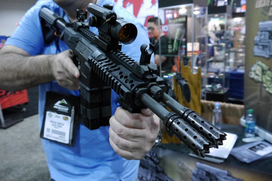 How It Works: The Gilboa Snake Side-By-Side AR